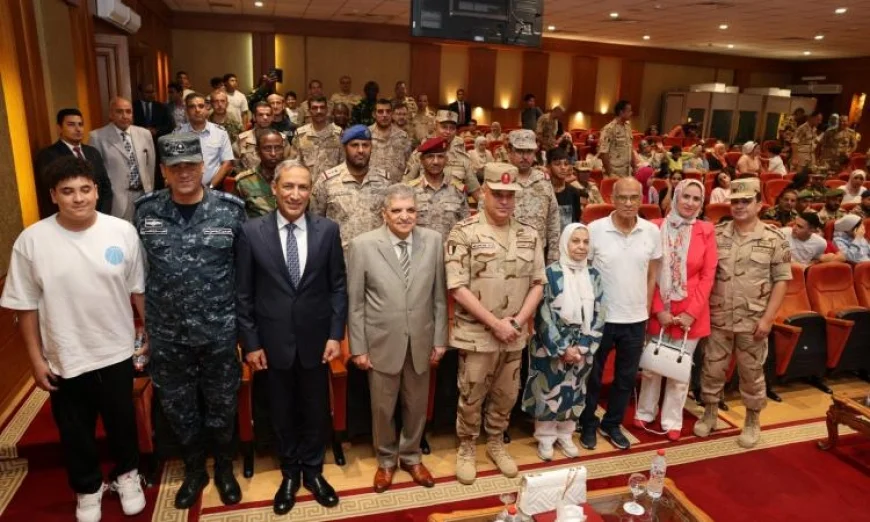 الفريق ربيع يكشف عن تطورات تطوير القناة أمام وفد كلية الحرب العليا