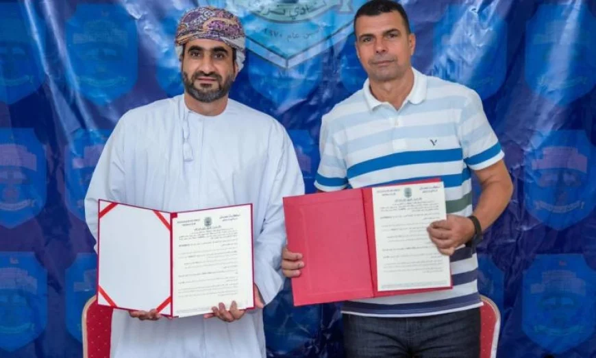 تعيين أكرم عبدالمجيد مديرا فنيا جديدا لنادي نزوي الرياضي في عمان