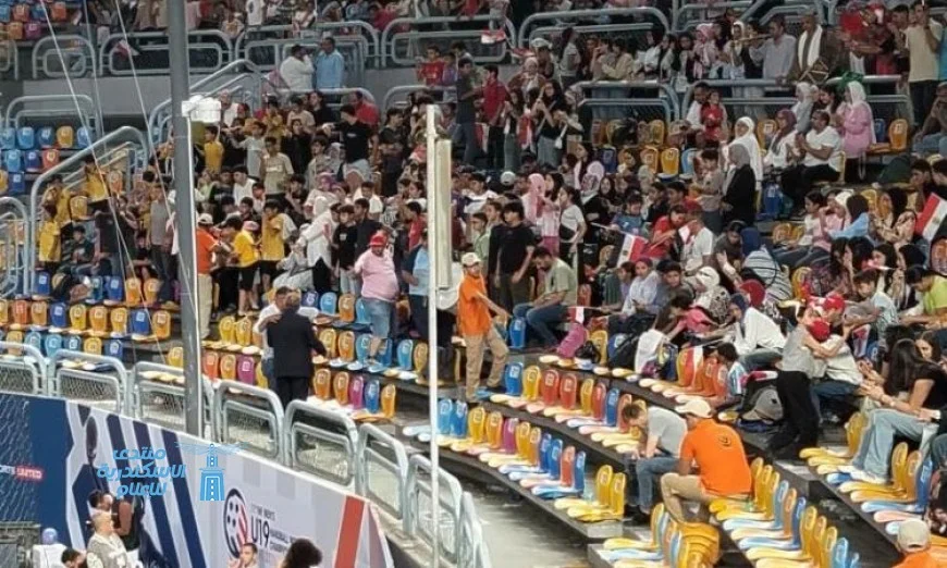 جماهير غفيرة تملأ إستاد القاهرة لدعم منتخب كرة اليد ضد إسبانيا
