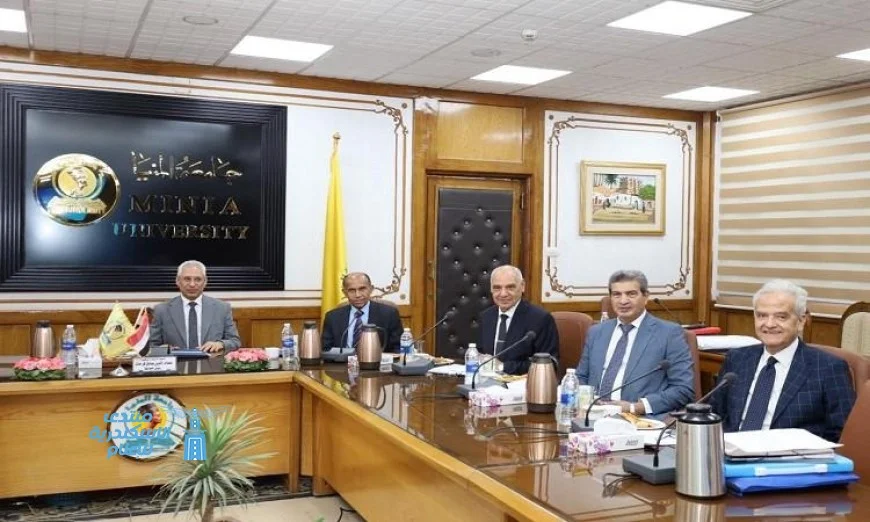رئيس جامعة المنيا يقود لجنة اختيار عميد كلية السياحة والفنادق