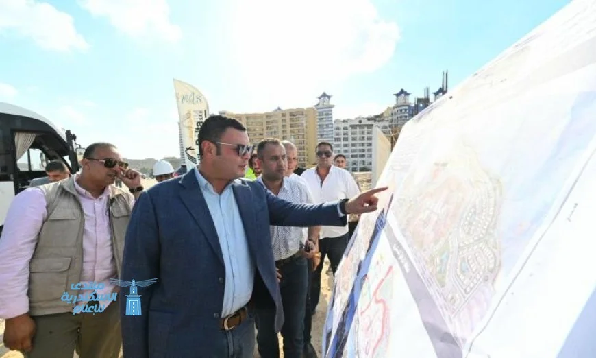 وزير الإسكان يستعرض تقدم مشاريع بحيرات نيو مارينا والبوناغ والفيلات في مارينا 8