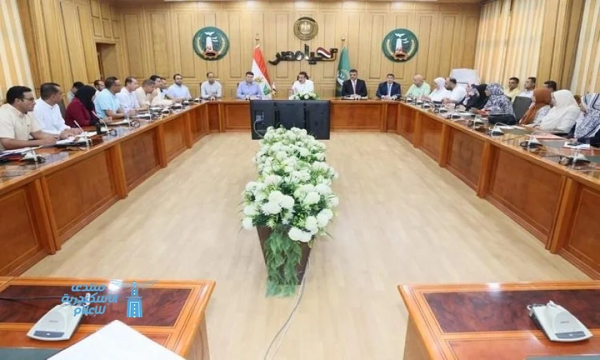 محافظ المنوفية يبحث خطوات تنفيذ قانون الإيجار القديم