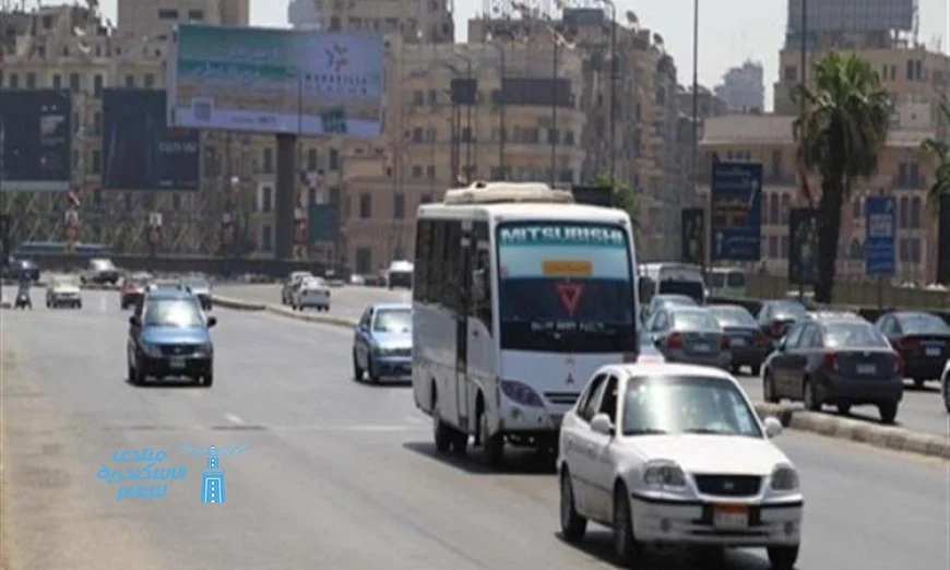ازدحام مروري قوي في معظم محاور القاهرة والجيزة في تحديثات النشرة المرورية