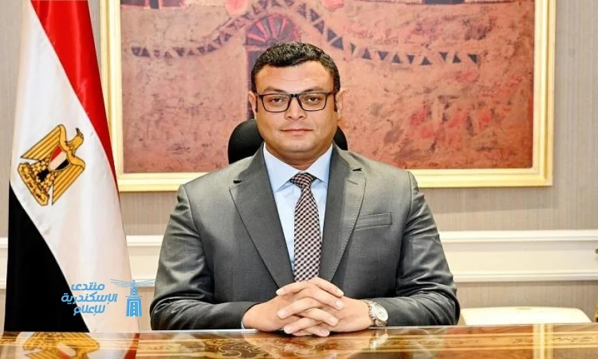وزير الإسكان يؤكد أهمية تعزيز الصيانة وتحسين إضاءة مدينة الشروق