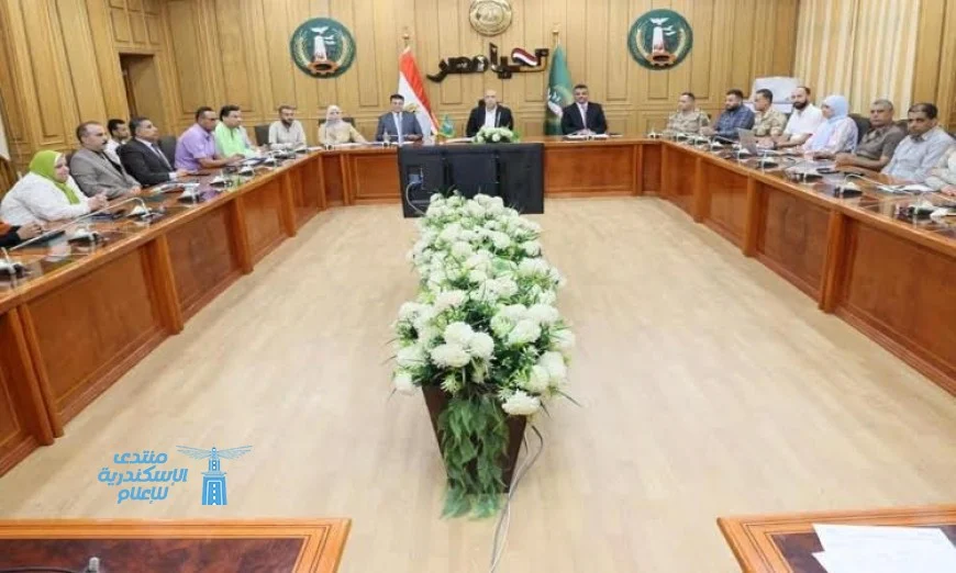 محافظ بورسعيد يناقش سبل تطبيق قانون الإيجارات الجديد رقم 164 لعام 2025