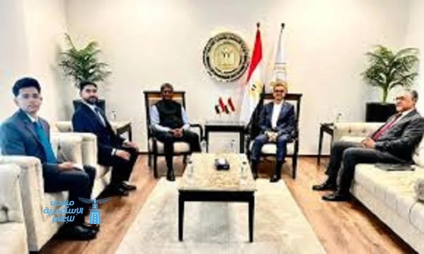 وزير الاستثمار يناقش مع السفير الهندي في القاهرة تعزيز التعاون الاقتصادي بين البلدين