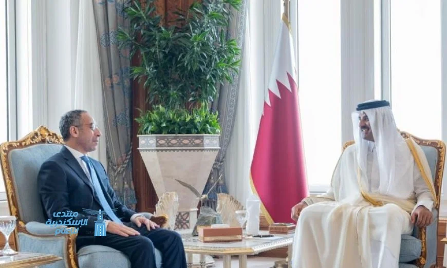 أمير قطر يودع السفير المصري احتفاءً بانتهاء فترة عمله الدبلوماسي