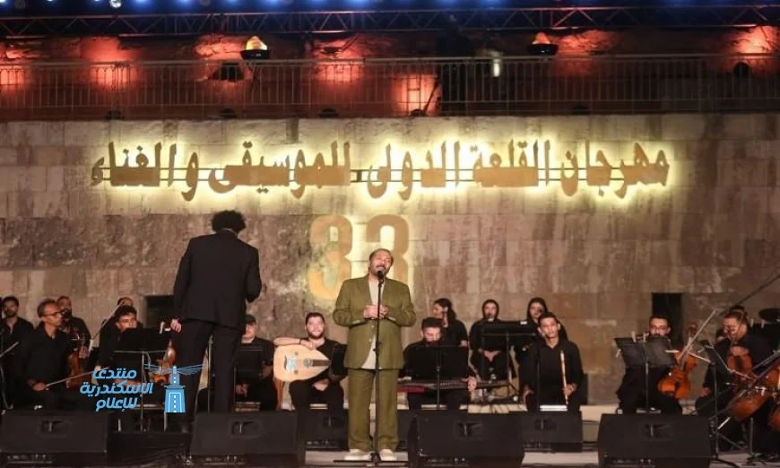 علي الحجار يبدع في رواية المشاعر بحفل محكى القلعة الـ33