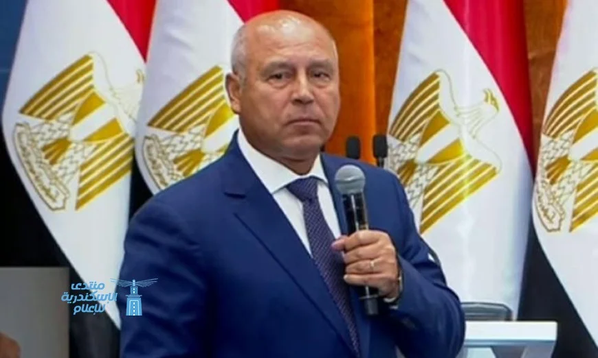 وزير الصناعة والنقل يلتقي المستثمرين الصناعيين في الإسكندرية غدا لبحث فرص الاستثمار