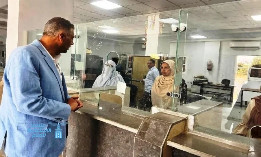 محافظ أسوان يعزز الابتكار بجولة في المركز التكنولوجي للخدمات الحكومية في قرية المحاميد بإدفو