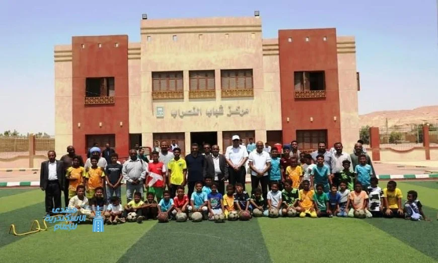 محافظ أسوان يزور مشروع مركز شباب النصراب الجديد في إدفو