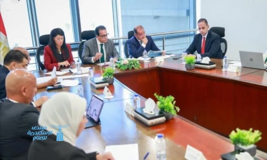 وزير الصحة يناقش خطط شركة أكديما للتوسع في مجال الصناعات الدوائية