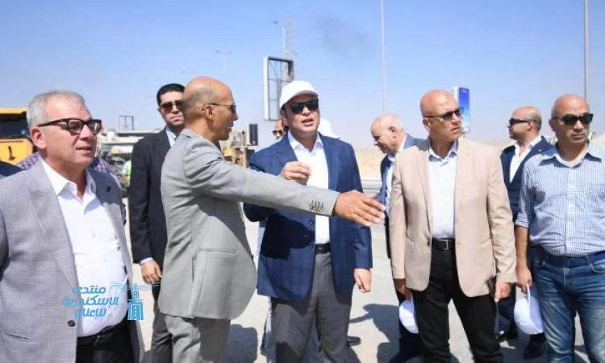جولة ميدانية لوزير الإسكان لمتابعة تطوير محور التسعين الشمالي في القاهرة الجديدة