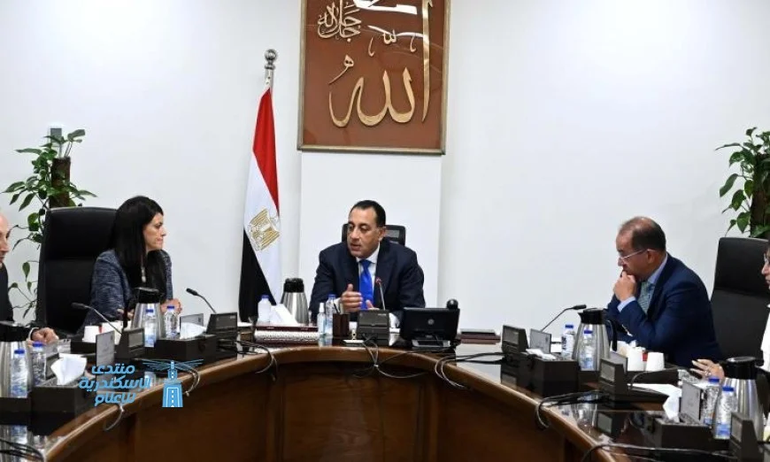 مدبولي يدرس تعزيز التمويل لصيانة المنشآت الحكومية والمرافق الحيوية في البلاد