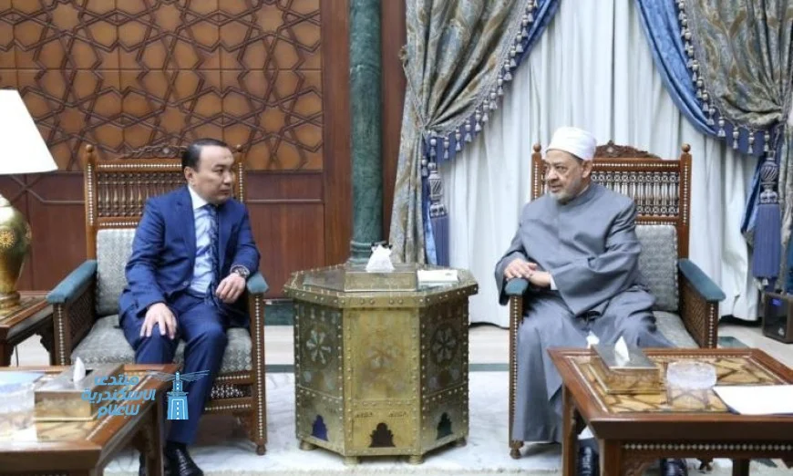كازاخستان تدعو شيخ الأزهر مجددًا للمشاركة في افتتاح قمة زعماء الأديان