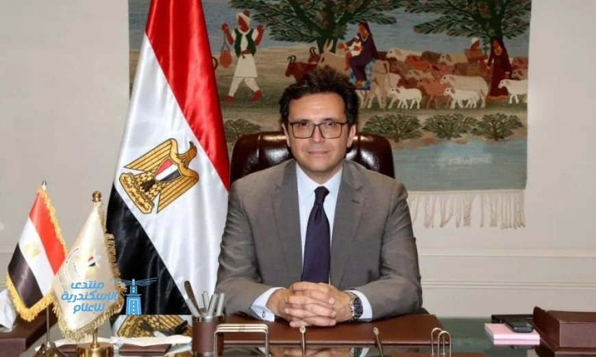 وزير الثقافة يعلن أن مقر الوزارة بالعاصمة الإدارية يمثل رؤية الدولة لبيئة عمل حديثة