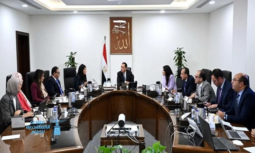 مدبولي يتفقد تحضيرات إطلاق السردية الوطنية للتنمية الاقتصادية في مصر