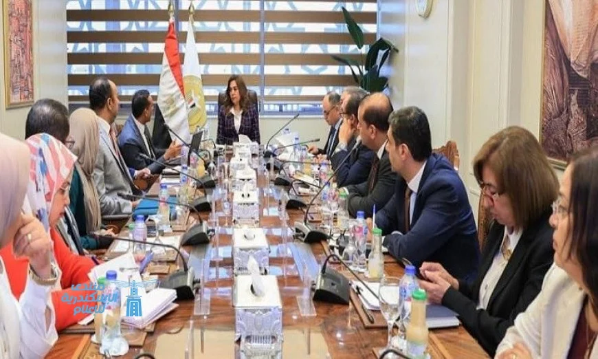 عوض تستكشف فرص التعاون مع وفد برنامج الأمم المتحدة الهابيتات