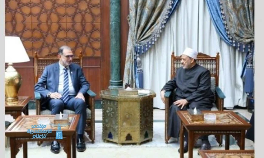 شيخ الأزهر ورئيس سلامة الغذاء يناقشان تعزيز التعاون لدعم طلاب الأزهر