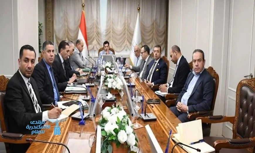 الشباب والرياضة تقترب من إصدار القرار التنفيذي لتعزيز أندية الشركات والمصانع