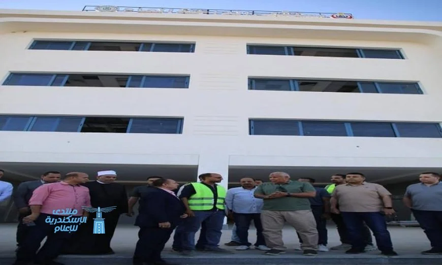 محافظ الوادي الجديد يزور مستشفى الداخلة الجديد لمتابعة التشطيبات الأخيرة