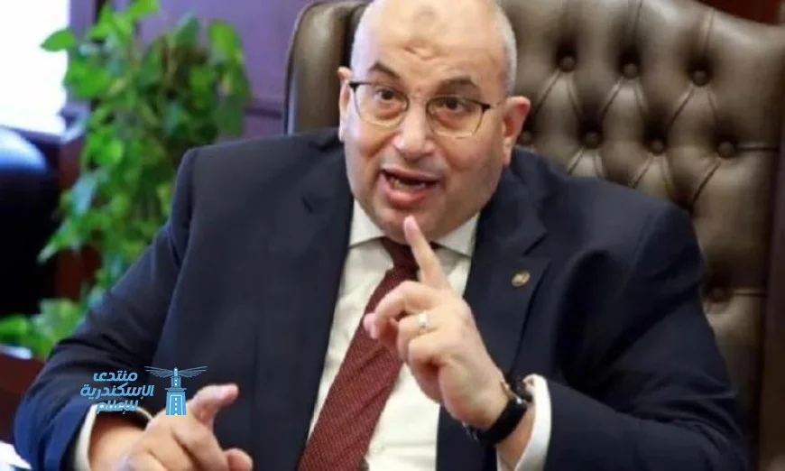 جمعية خبراء الضرائب تسلط الضوء على تفوق صناعة البلاستيك في صادرات البلاد