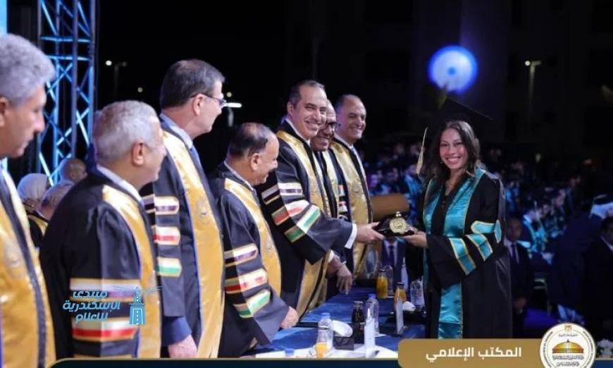 وزير الشئون النيابية يشارك في حفل تخرج الأكاديمية العربية للعلوم بالعلمين