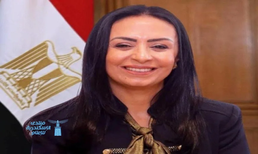 مايا مرسي تعلن عن تكليف الدفعة 105 من خريجي الجامعات لأداء الخدمة العامة