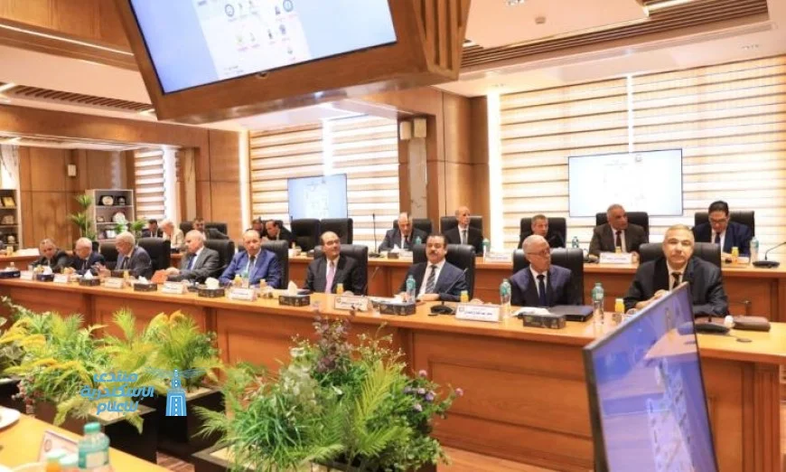عاشور يدعو للاستعداد المبكر للعام الدراسي ويعلن الجداول الدراسية مسبقاً
