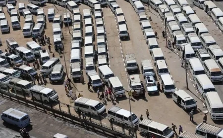 محافظ القاهرة يعلن نقل المواقف العشوائية من رمسيس إلى أحمد حلمي لتعزيز تنظيم المرور