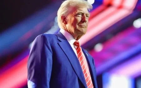 ترامب يكشف نيته تكريم محاميه السابق جولياني بوسام الحرية الرئاسي