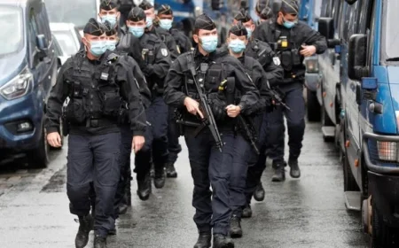 حادث طعن مروع في جنوب فرنسا يودي بإصابة خمسة أشخاص ومقتل المنفذ برصاص الشرطة