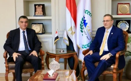 رئيس التنظيم والإدارة يقدم الهيكل التنظيمي الجديد لرئيس الشراء الموحد