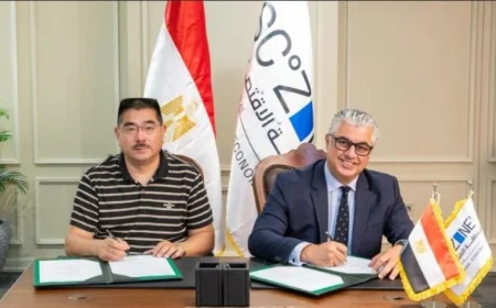 اقتصادية قناة السويس تعلن عن توقيع عقد مشروع الملابس الجاهزة مع شركة شوانفينج الصينية