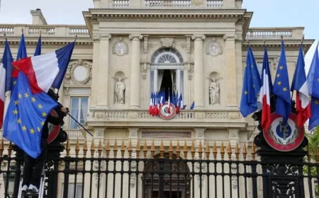 فرنسا تستنكر استهداف قوات اليونيفيل بالقنابل عبر المسيرات الإسرائيلية في جنوب لبنان