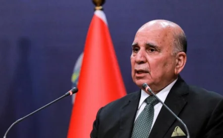 وزير الخارجية العراقي يبرز التزام العراق بدعم الحوار لتعزيز الاستقرار