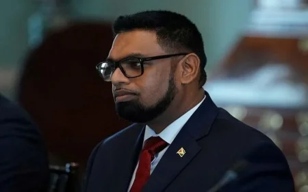 إعادة انتخاب علي رئيس جويانا المنتهية ولايته تعزز مسيرته السياسية