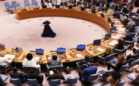 مجلس الأمن يحث الأطراف الليبية على الانضمام لعملية سياسية شاملة بقيادة ليبية