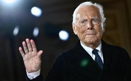 وفاة الأسطورة جورجيو أرماني مصمم الأزياء الذي أحدث ثورة في عالم الموضة