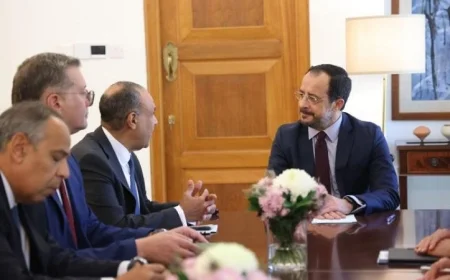 عبد العاطي يلتقي رئيس قبرص ويشيد بدعمها للقضية الفلسطينية