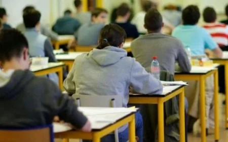 تلميذة عبقرية تحصل على شهادة البكالوريا الفرنسية في التاسعة من عمرها