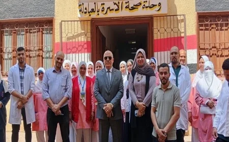 وكيل صحة القليوبية يقوم بجولة تفقدية لمنشآت الرعاية الأولية بإدارة طوخ الصحية