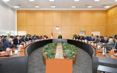 وزير الإسكان يقود أول اجتماع للمجلس المصري للبناء الأخضر