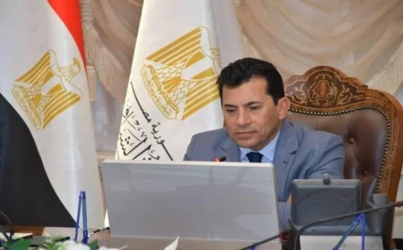 وزير الشباب يعلن عن تشكيل فريق طبي متخصص لرعاية الكابتن نور الزاكي