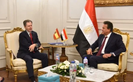 وزير الصحة يلتقي سفير إسبانيا في مصر لبحث تعزيز التعاون في المجال الصحي
