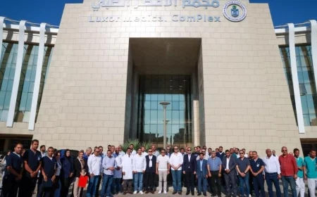 وزير الصحة ومحافظ الأقصر يقومان بجولة تفقدية في المنشآت الطبية