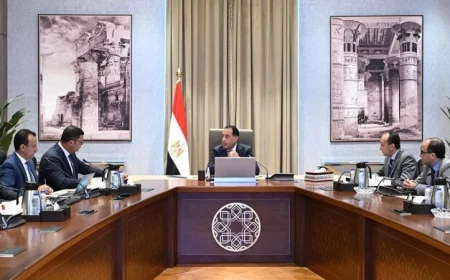 استعراض رئيس الوزراء لأبرز معالم الاستراتيجية الوطنية في العمران والبناء الأخضر الفعّال