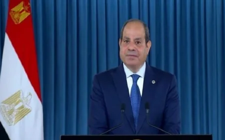 الرئيس يناقش تعزيز الشراكة الثنائية مع قائد القيادة المركزية الأمريكية لتحقيق التعاون الأمثل