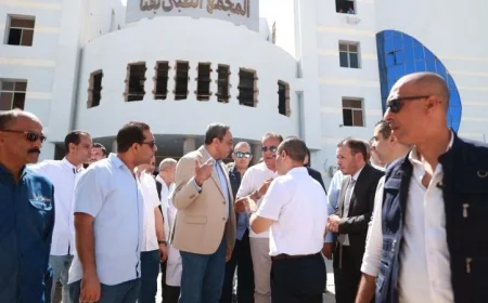 عبد الغفار يطلب دراسة إنشاء وحدة زراعة نخاع ومستشفى صحة نفسية في قنا لتعزيز الرعاية الصحية