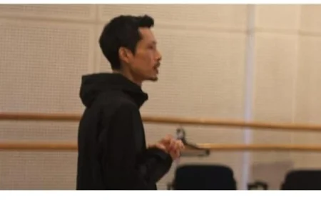 الفنان الياباني يصف مهرجان القاهرة للمسرح التجريبي كمنصة حيوية لتلاقي الثقافات